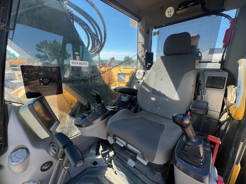VOLVO ECR235 (10)