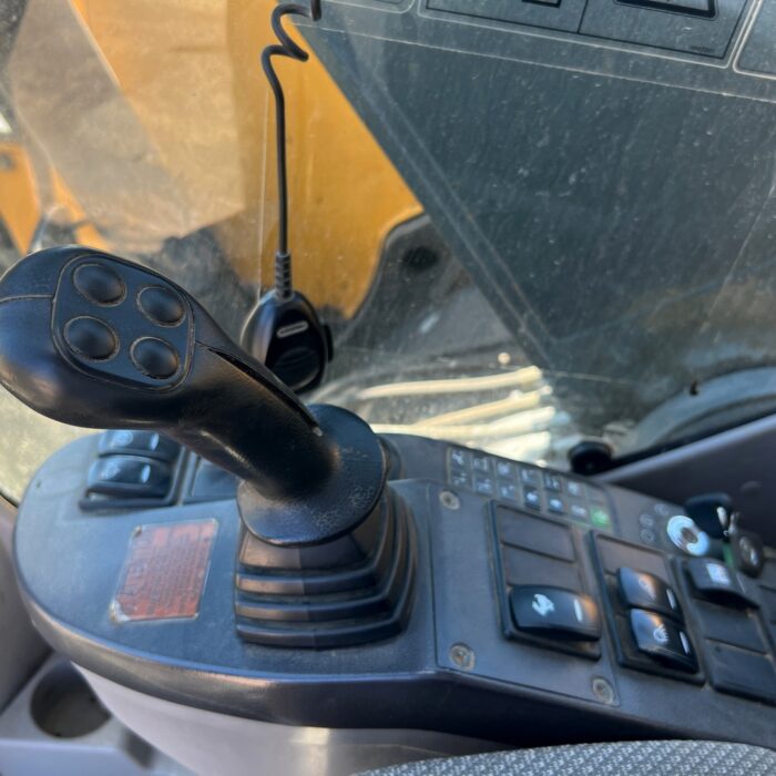 VOLVO ECR235 (12)