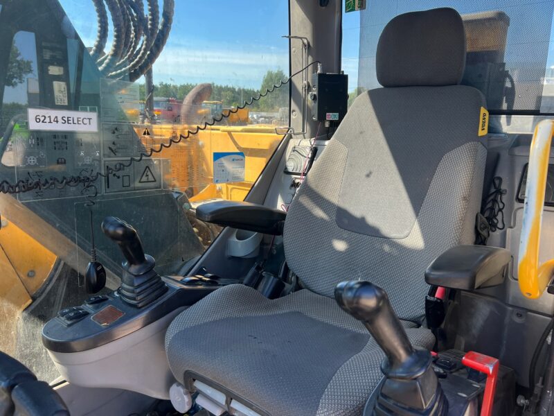 VOLVO ECR235 (9)