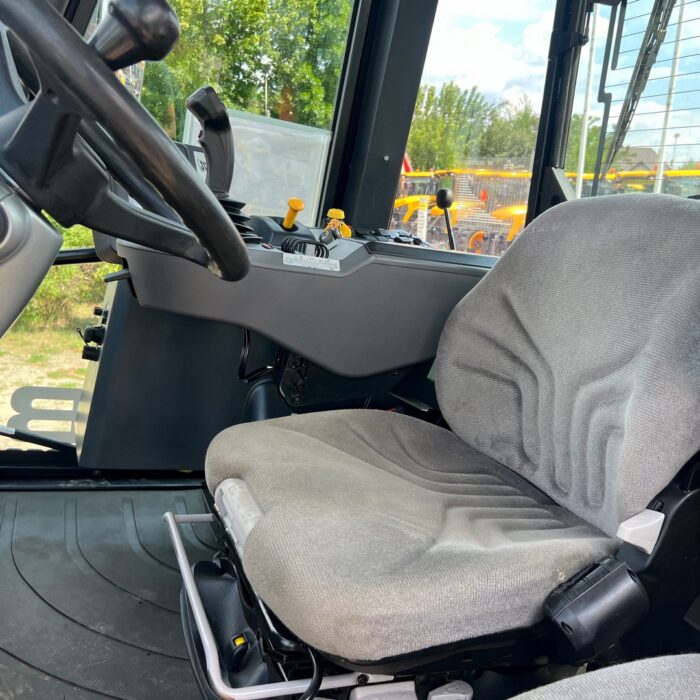 JCB FASTRAC 3230 XTRA (10)