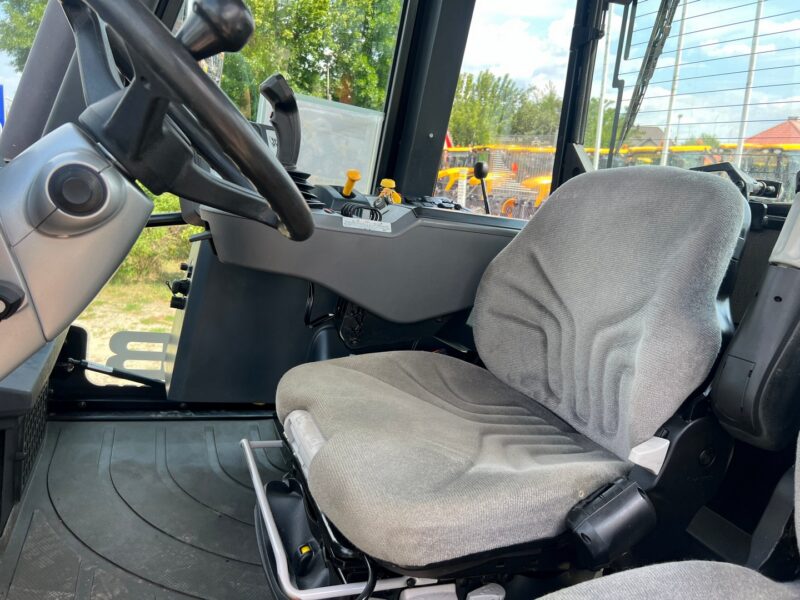 JCB FASTRAC 3230 XTRA (10)