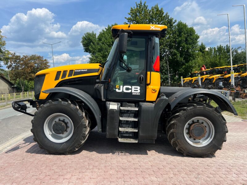 JCB FASTRAC 3230 XTRA (2)