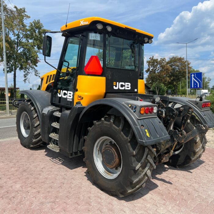 JCB FASTRAC 3230 XTRA (3)