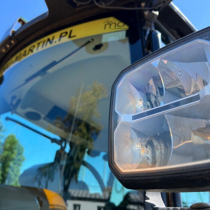 JCB FASTRAC 4220 (10)