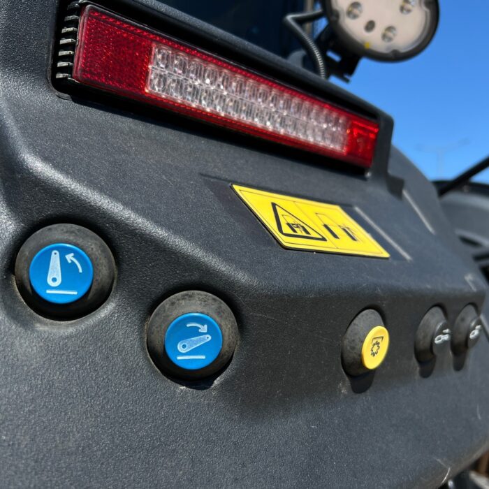 JCB FASTRAC 4220 (13)