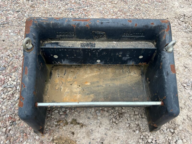 OBCIĄŻNIK KABINOWY JCB 1000KG (2)