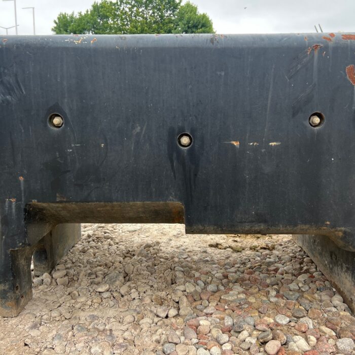 OBCIĄŻNIK KABINOWY JCB 1000KG (7)
