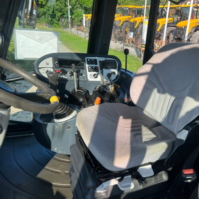 JCB FASTRAC 3200 PLUS (10)