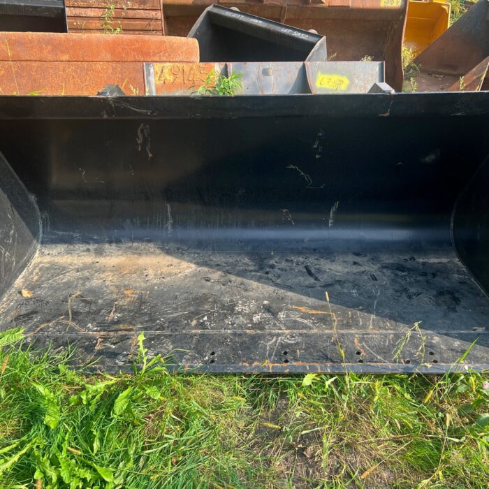 ŁYŻKA ŁADOWARKOWA (2)