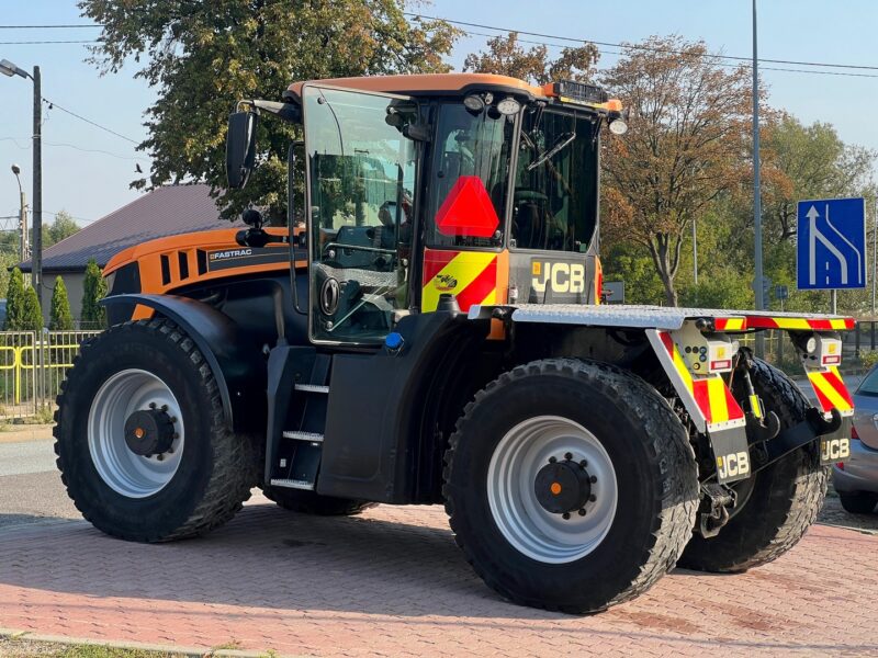 JCB FASTRAC 4220 (17)