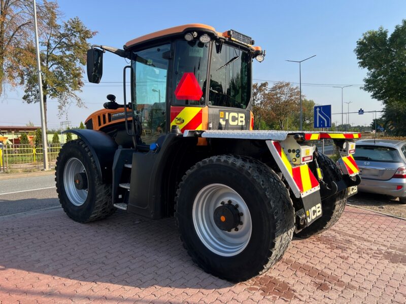 JCB FASTRAC 4220 (3)