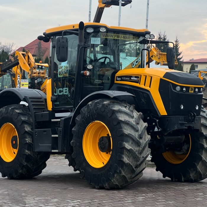 JCB FASTRAC 4220 (10)