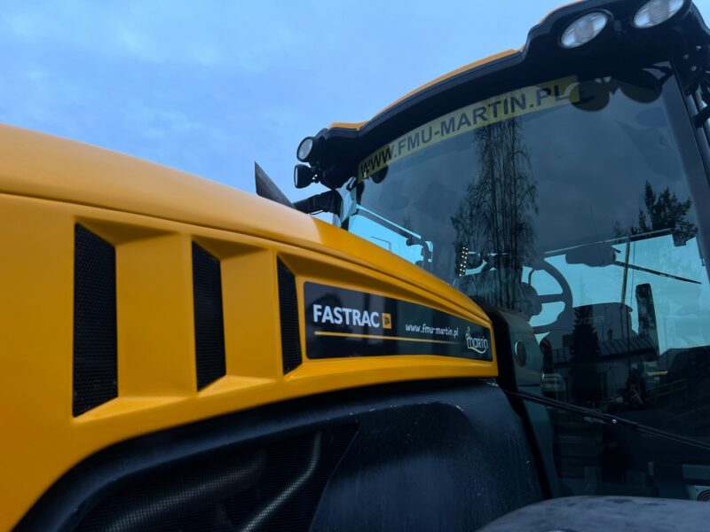 JCB FASTRAC 4220 (12)