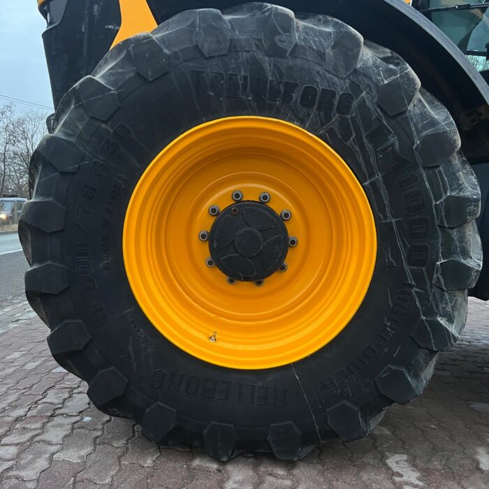 JCB FASTRAC 4220 (13)