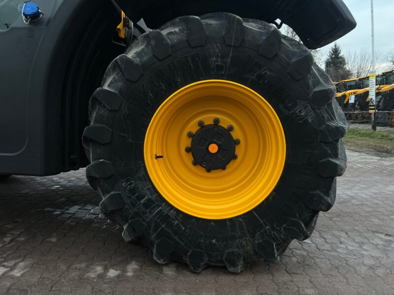 JCB FASTRAC 4220 (14)