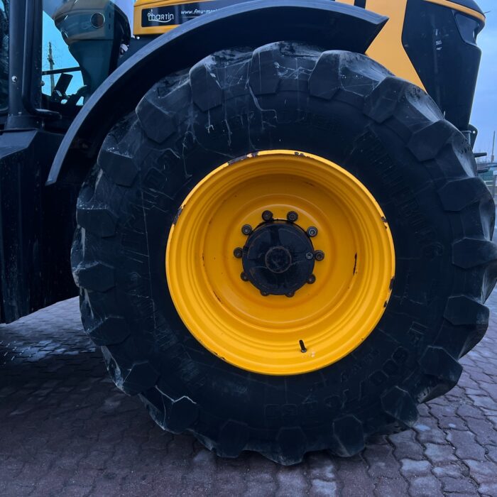 JCB FASTRAC 4220 (15)