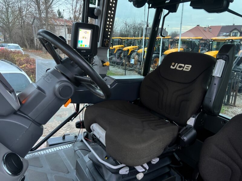 JCB FASTRAC 4220 (17)