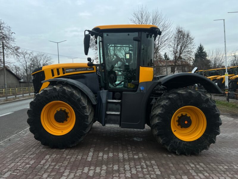 JCB FASTRAC 4220 (2)