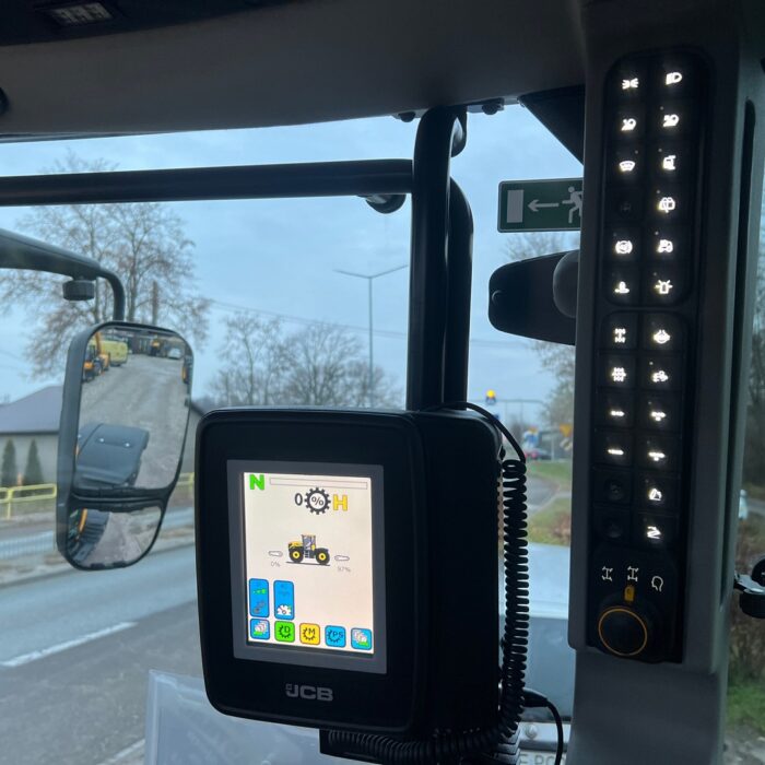 JCB FASTRAC 4220 (20)