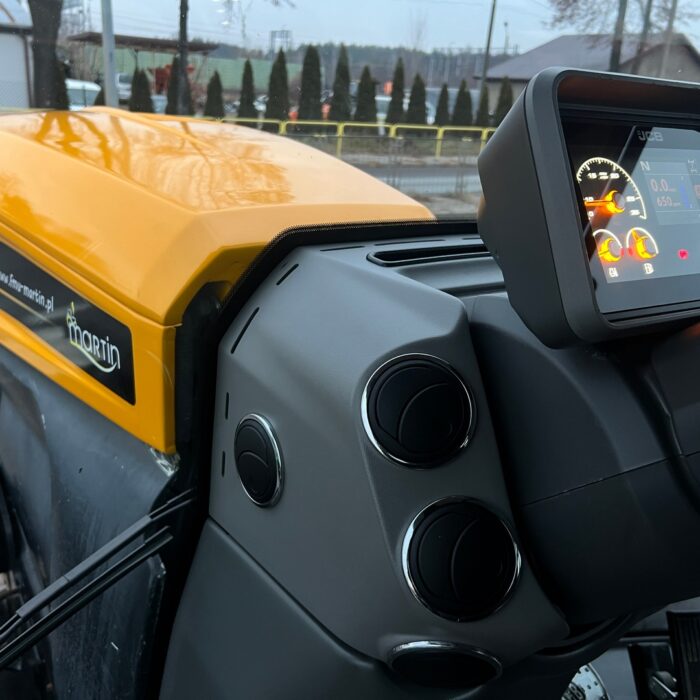 JCB FASTRAC 4220 (25)