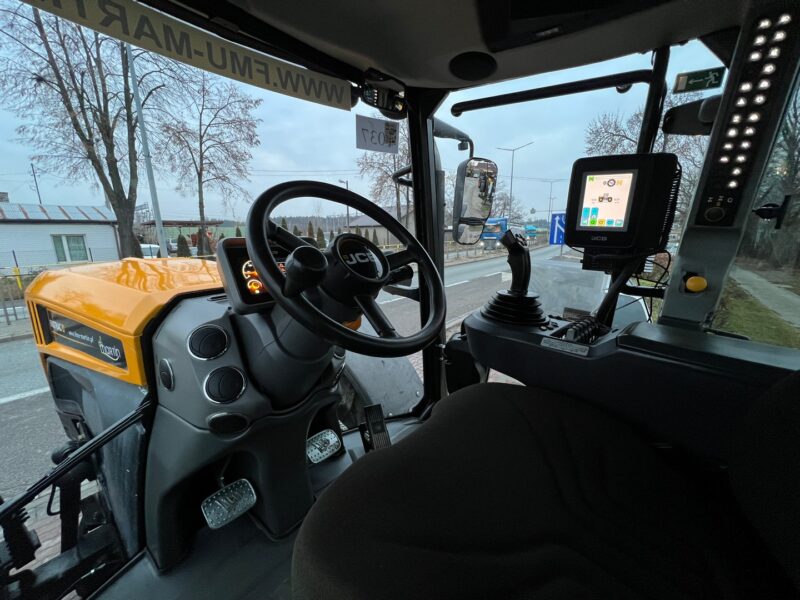 JCB FASTRAC 4220 (28)