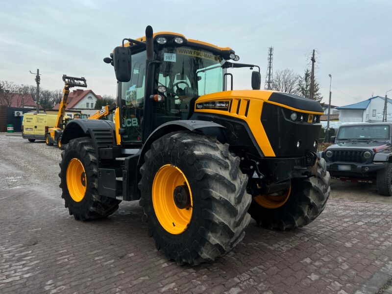JCB FASTRAC 4220 (8)
