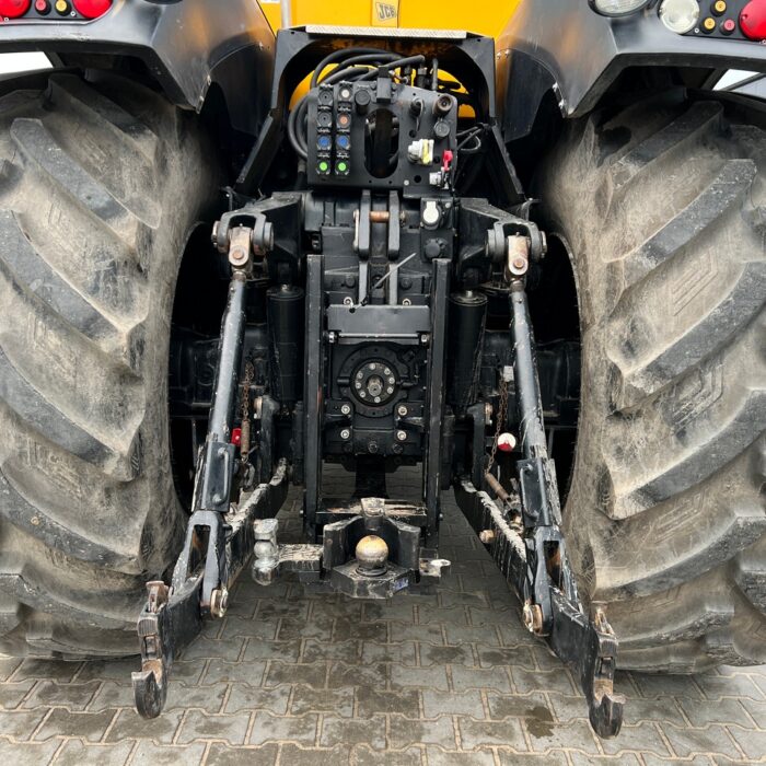 JCB Fastrac 8310(11)