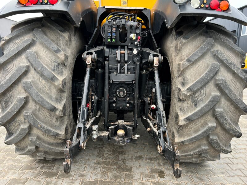 JCB Fastrac 8310(11)