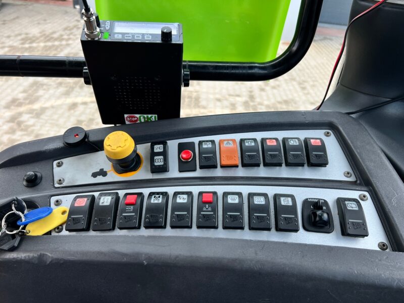 JCB Fastrac 8310(15)