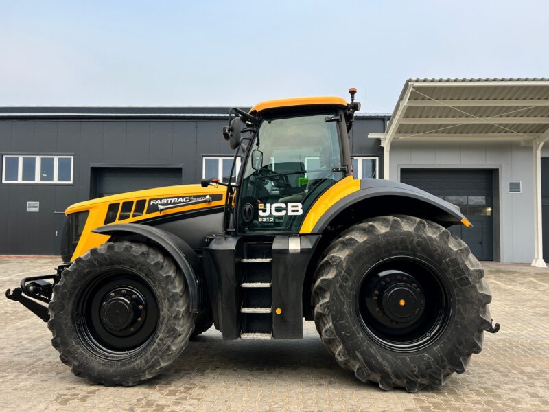 JCB Fastrac 8310(2)