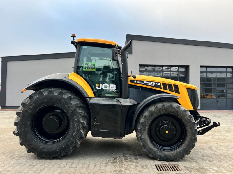 JCB Fastrac 8310(6)