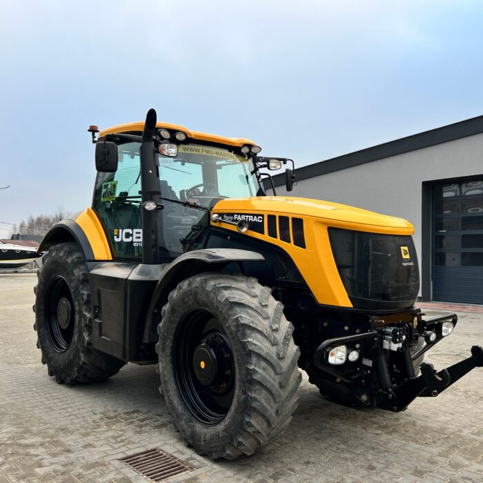 JCB Fastrac 8310(7)