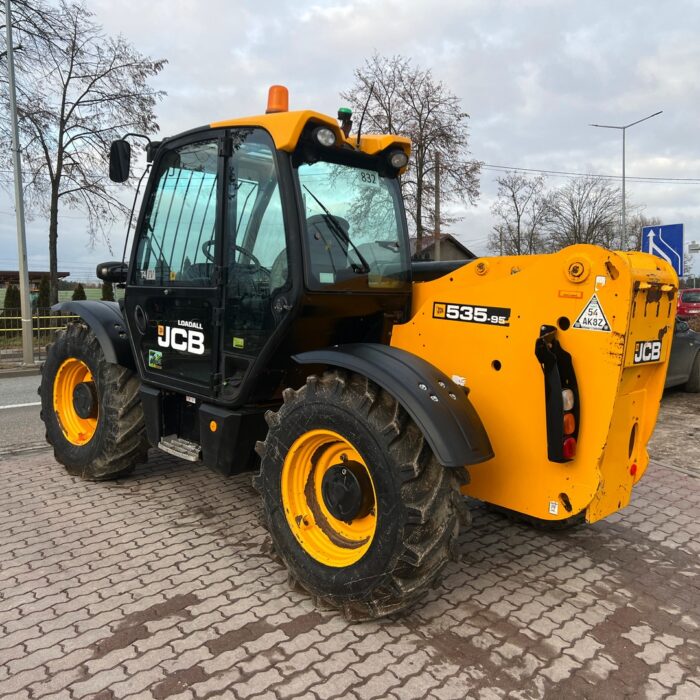 JCB 535-95 (3)