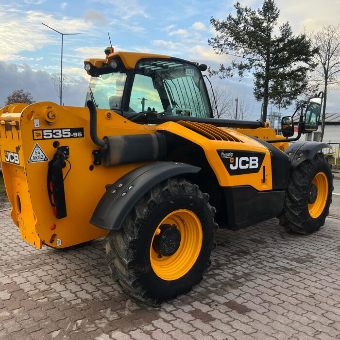 JCB 535-95 (5)