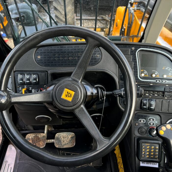 JCB 535-95 (255)