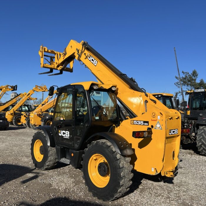 JCB 535-95 (3) Duży