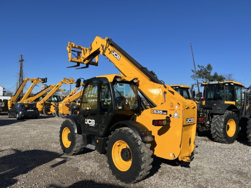 JCB 535-95 (3) Duży