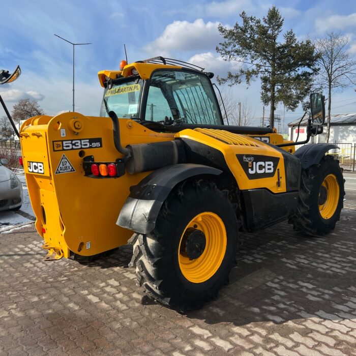 JCB 535-95 (4)