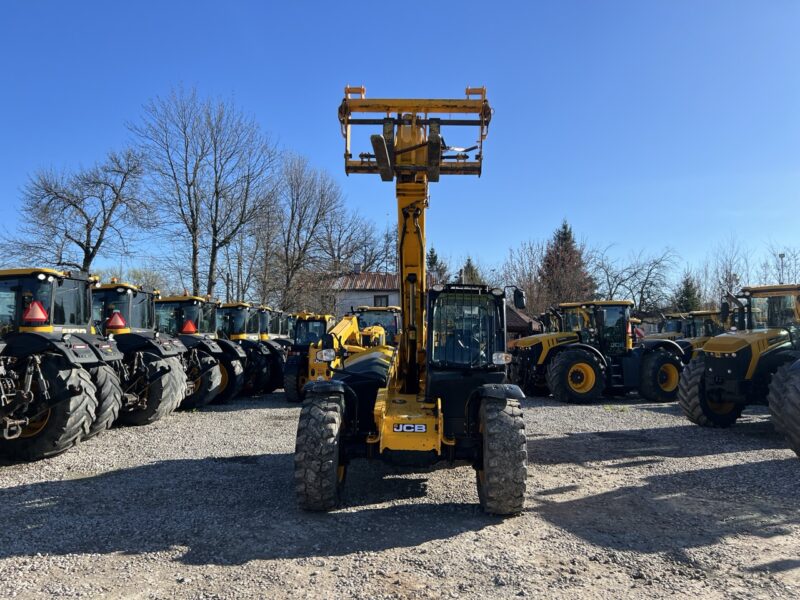 JCB 535-95 (8) Duży