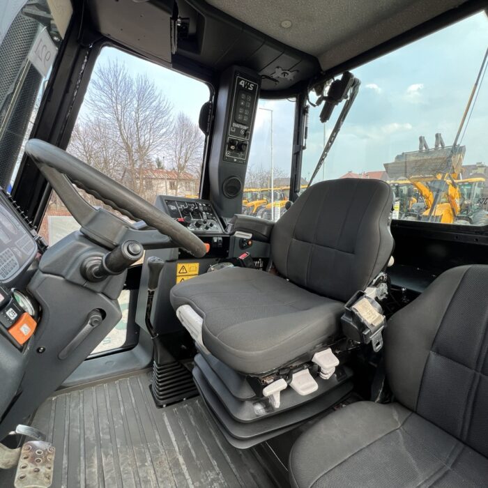 JCB FASTRAC 2170 (11)