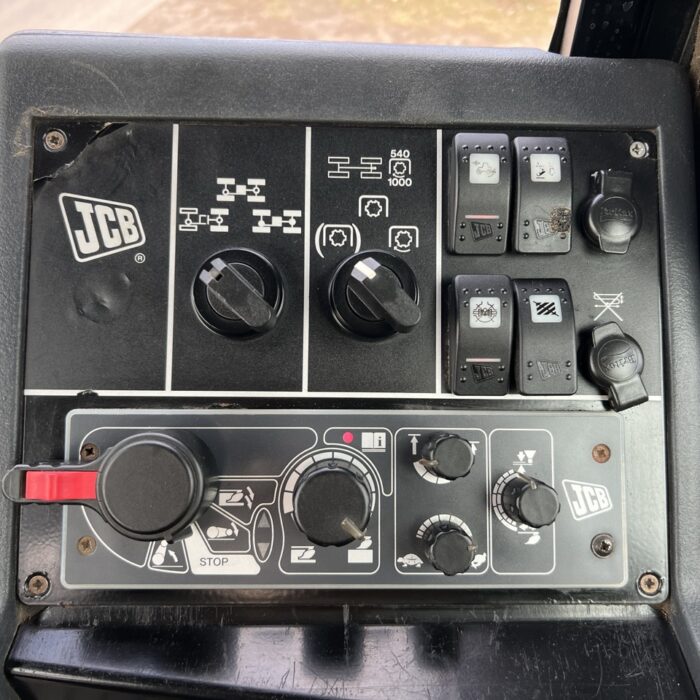 JCB FASTRAC 2170 (12)