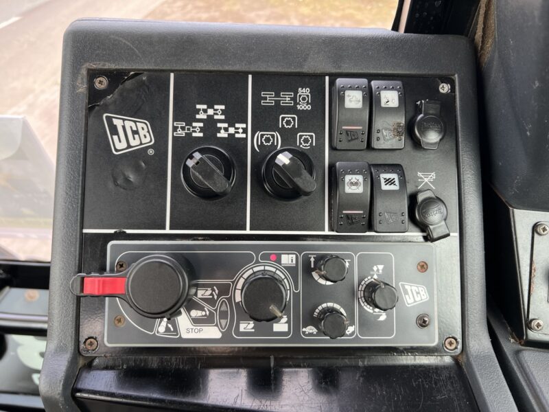 JCB FASTRAC 2170 (12)