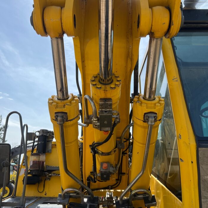 Liebherr A900CZW(10)