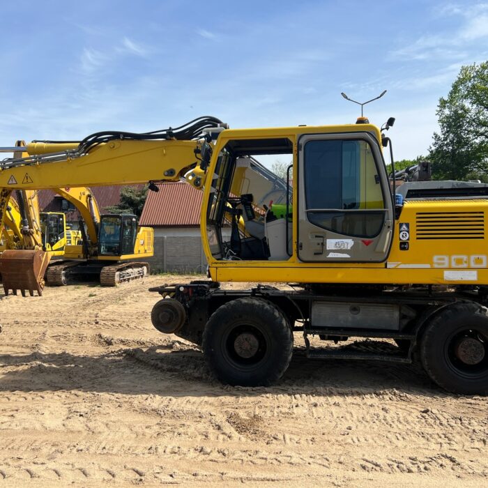 Liebherr A900CZW(2)