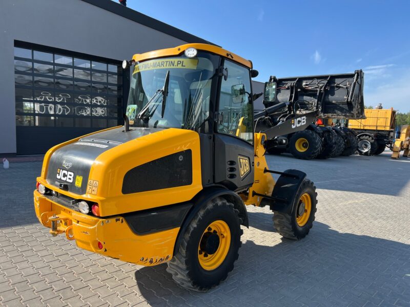JCB406(5)