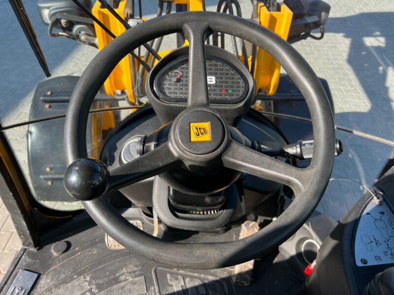 JCB406(9)