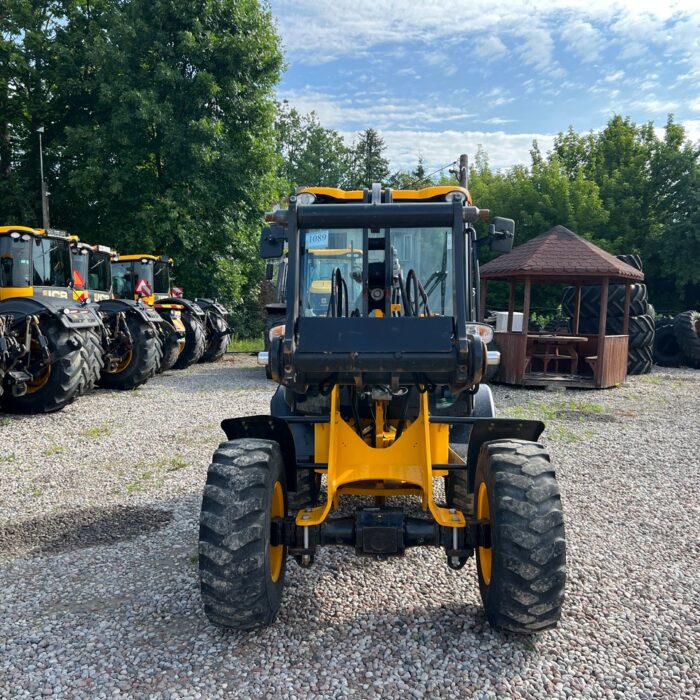 .JCB 406TM(8)
