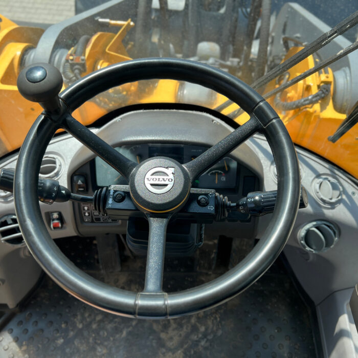 Volvo L150H(13)