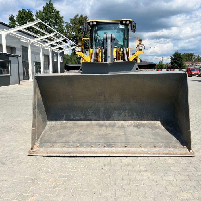 Volvo L150H(8)