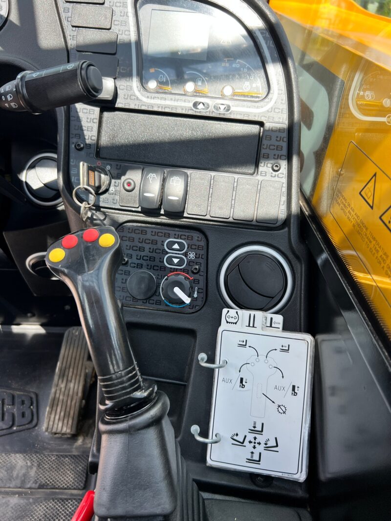JCB 531-70(11)